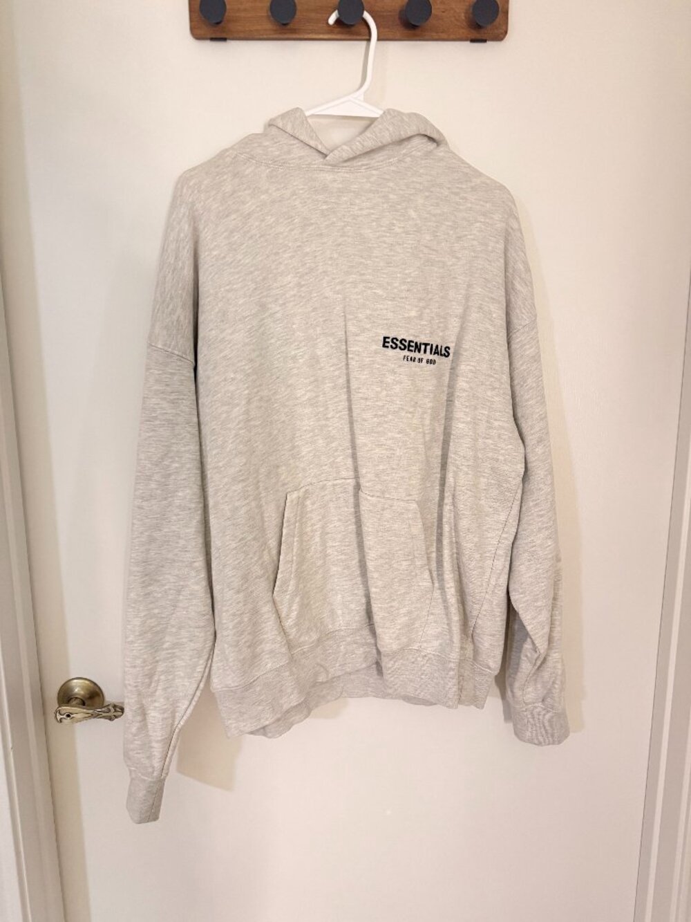 FEAR OF GOD ESSENTIALS Hoodie - Light Heather Grey